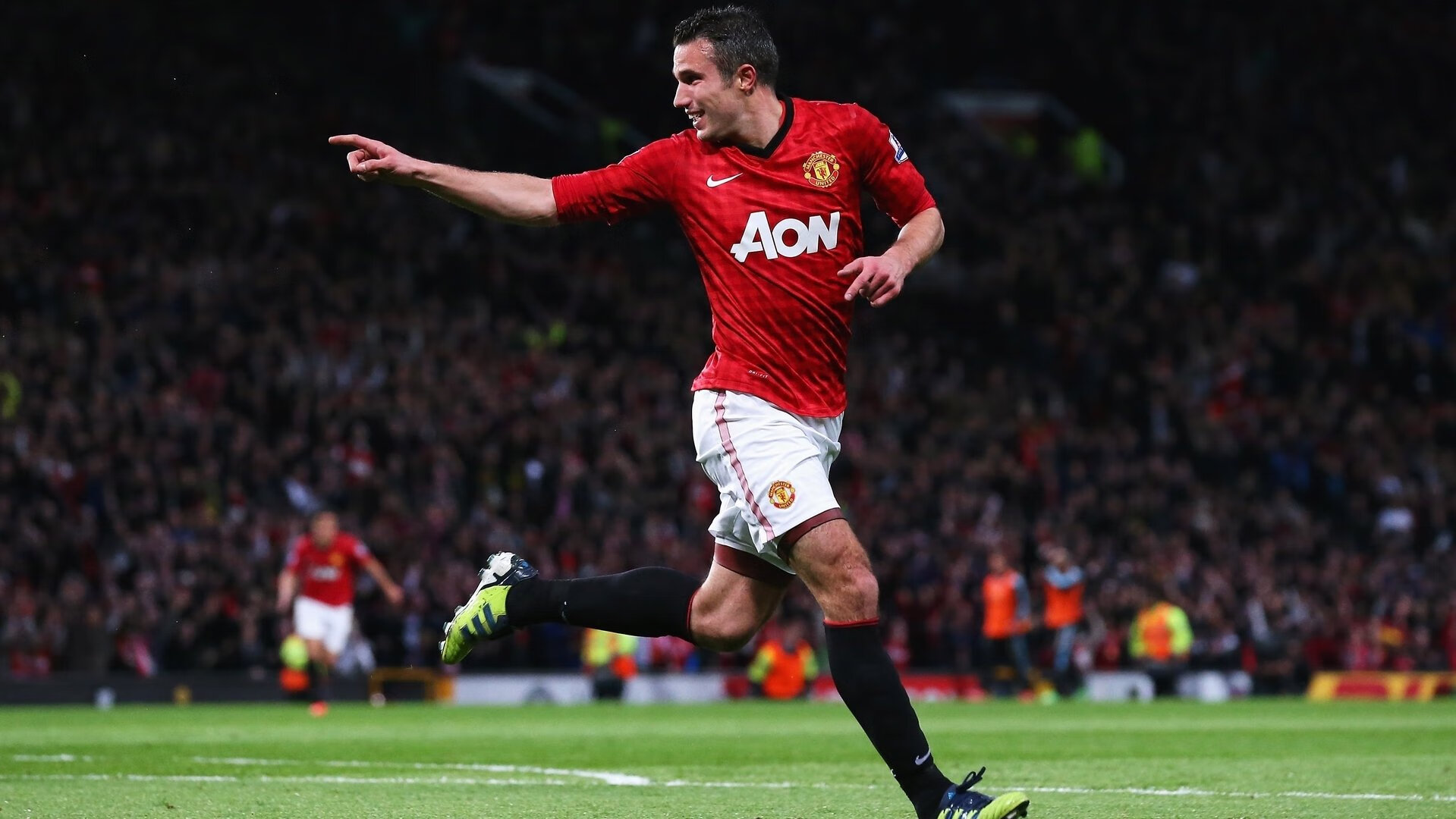 爱游戏体育APP下载-英格兰骑手安娜·史密斯在巴黎奥运会障碍赛中获得铜牌，展现坚韧精神。