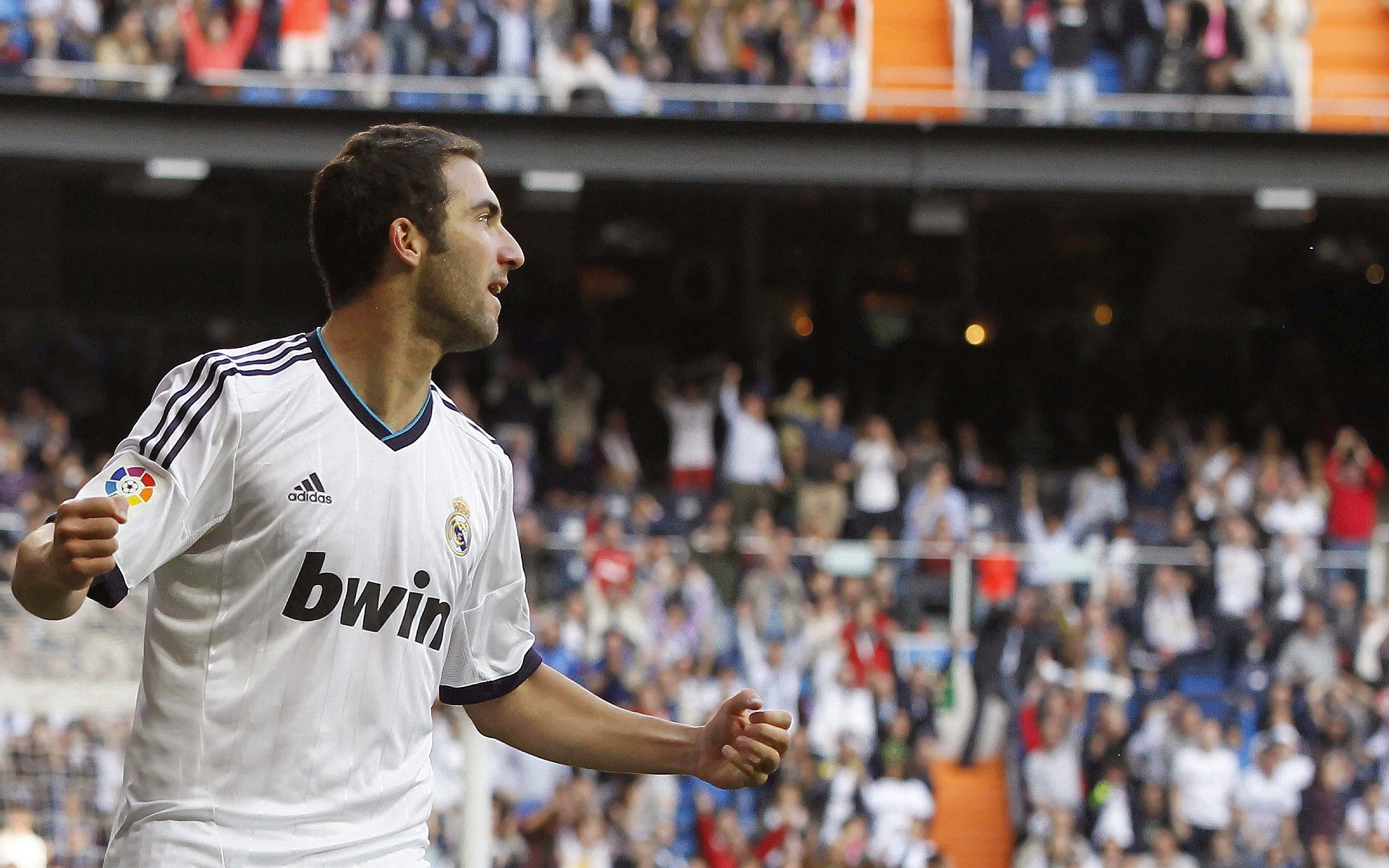 爱游戏中国官方登录入口网站-不可告人的故事：球队内部的小秘密，球队bl